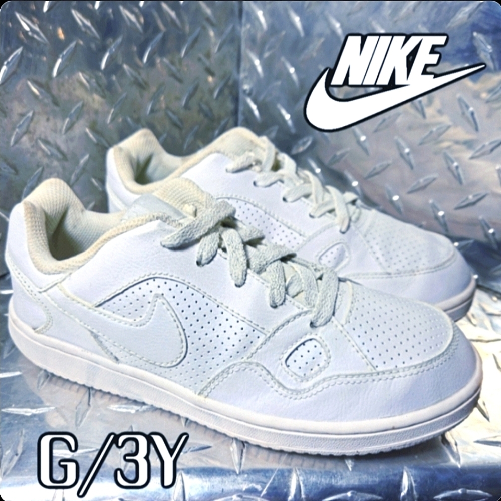 Nike son of force lowtops